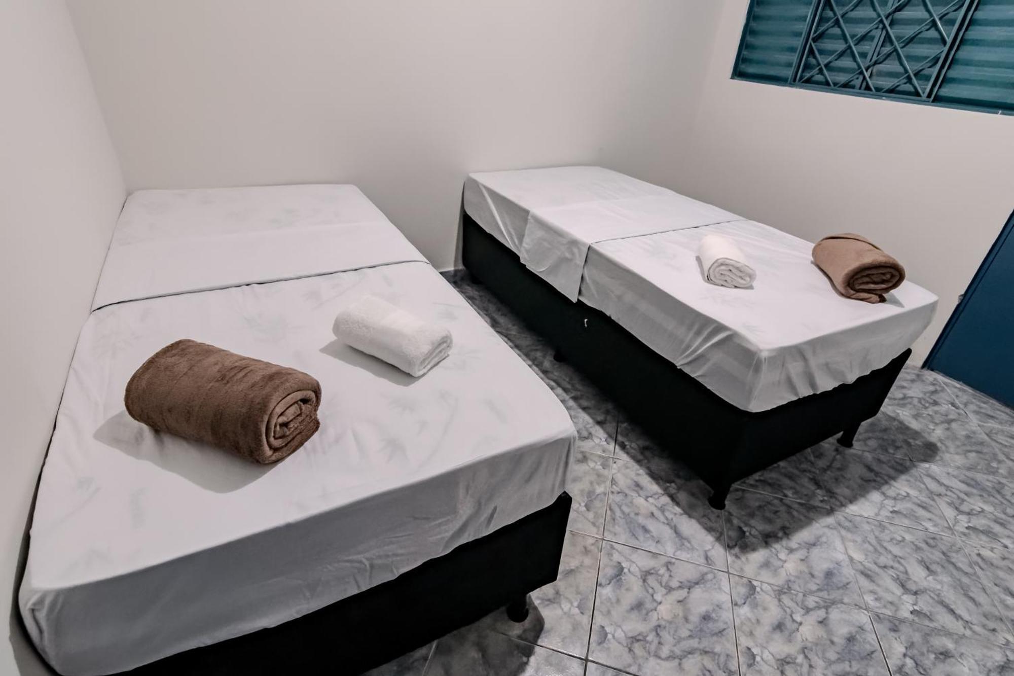 Pousada Roosevelt Quarto 03 - Pousada Central Prox Rodoviaria E Dist Industrial Hotell Uberlândia Exteriör bild