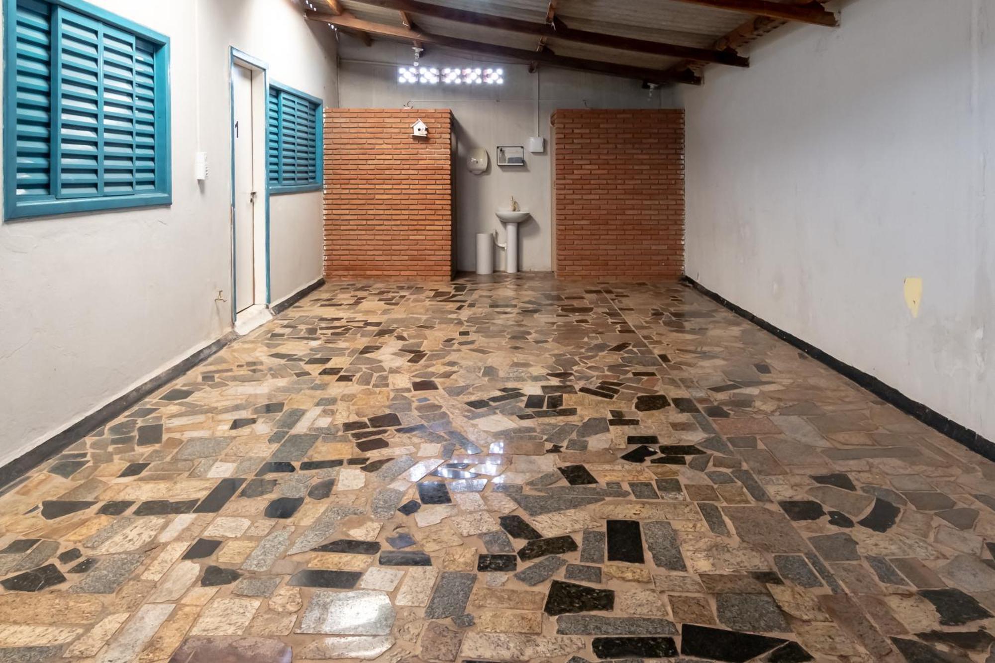 Pousada Roosevelt Quarto 03 - Pousada Central Prox Rodoviaria E Dist Industrial Hotell Uberlândia Exteriör bild